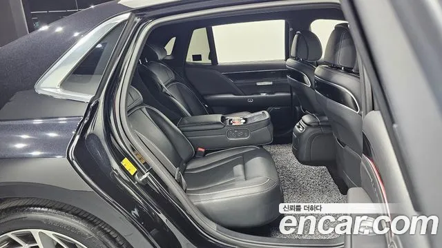 Genesis G90 Бензин 3.5 турбо AWD — Фото автомобиля 12