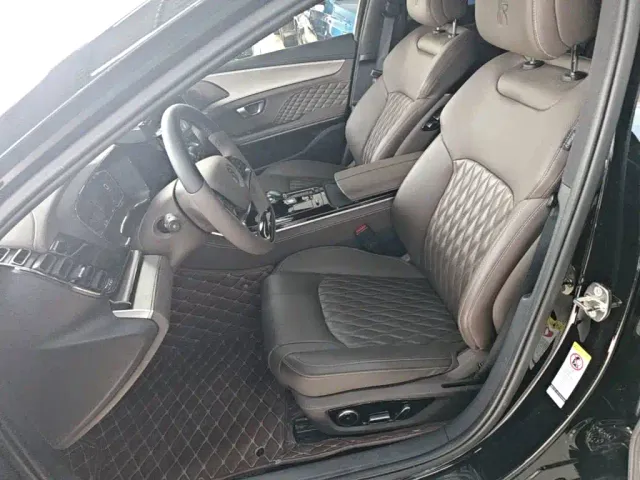 BYD Han — Фото автомобиля 14