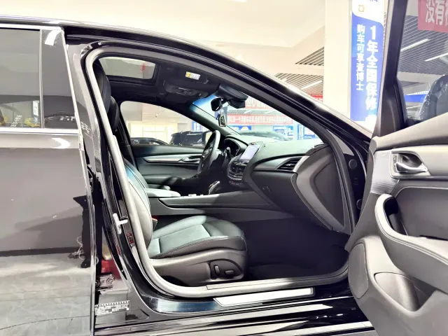 Cadillac CT5 — Фото автомобиля 13