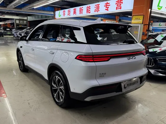 BYD Song Pro — Фото автомобиля 4