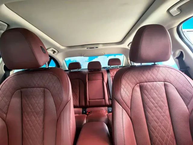 BMW 3 Series — Фото автомобиля 10