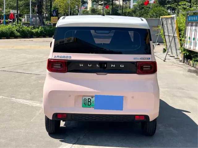 Wuling Hongguang Mini EV — Фото автомобиля 5