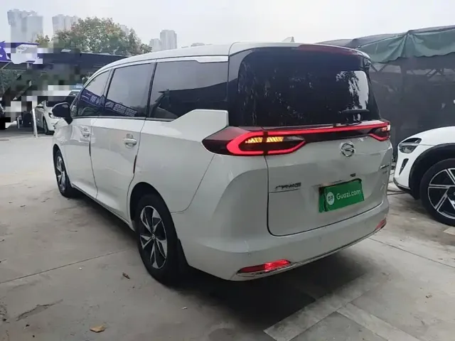 GAC Trumpchi M6 — Фото автомобиля 4