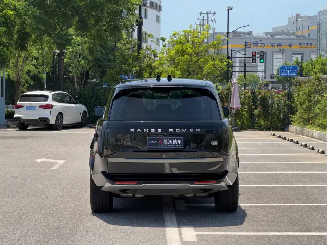 Land Rover Range Rover — Фото автомобиля 4