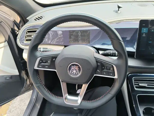 BYD Qin PLUS — Фото автомобиля 10