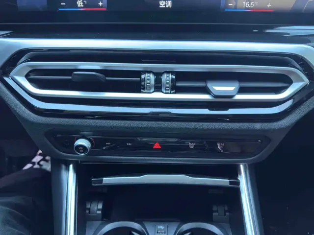 BMW 3 Series — Фото автомобиля 15