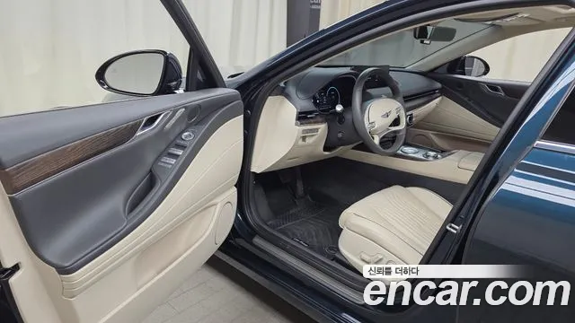 Genesis G80 Бензин 3.5 турбо AWD — Фото автомобиля 9