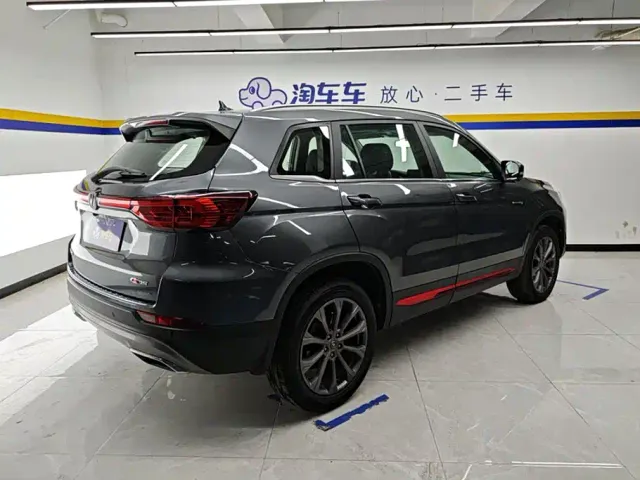 Changan CS75 — Фото автомобиля 3