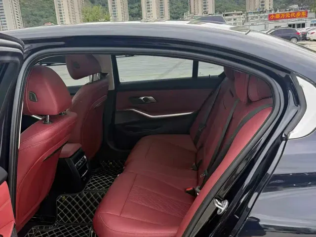 BMW 3 Series — Фото автомобиля 6