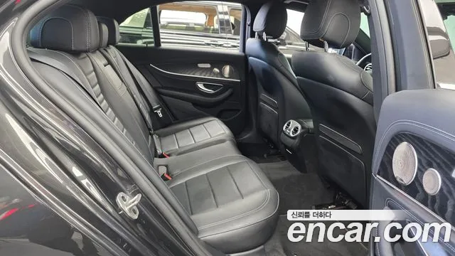 Mercedes-Benz E-Class W213 — Фото автомобиля 17