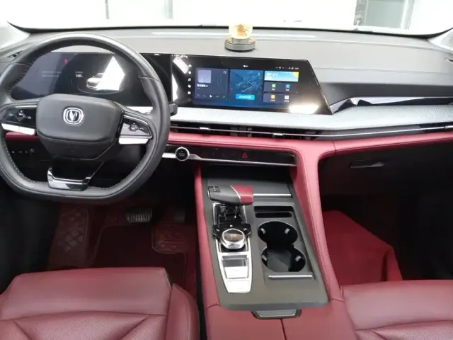 Changan CS75 Plus — Фото автомобиля 12