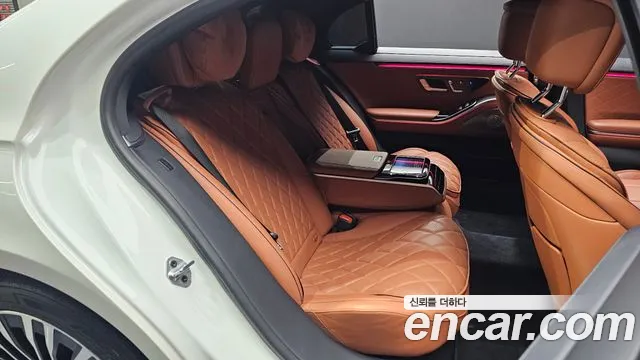 Mercedes-Benz S-Class — Фото автомобиля 9