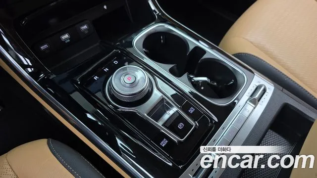 Kia Canival Carnival 4 поколение Дизель 11 мест Signature — Фото автомобиля 9