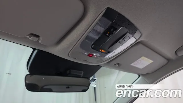 Kia Niro Niro (New) — Фото автомобиля 23
