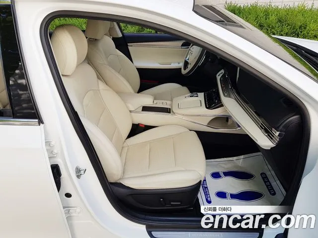 Hyundai Grandeur Grandeur (New) — Фото автомобиля 14