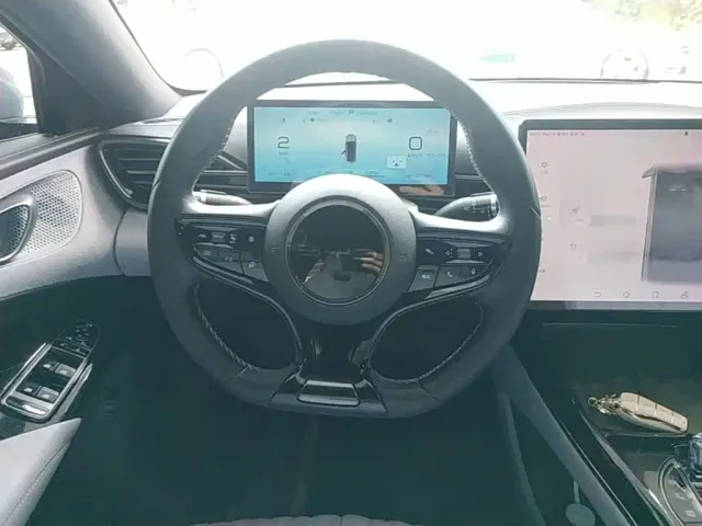 BYD Seal 2022 550km Standard Range RWD Premium — Фото автомобиля 6