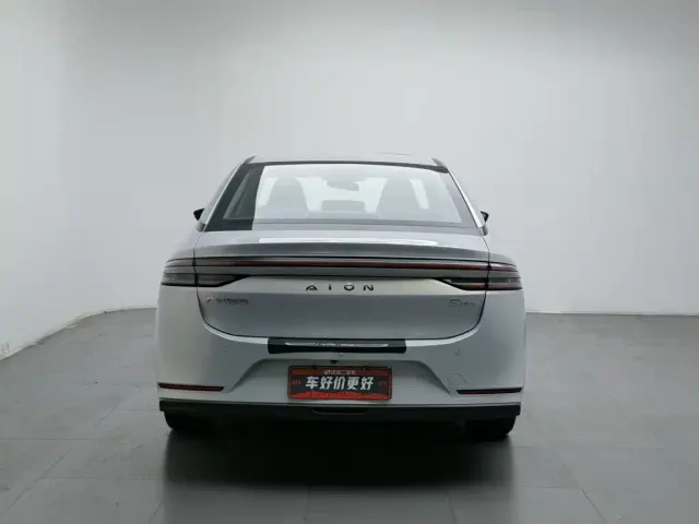 GAC Aion S Plus — Фото автомобиля 4
