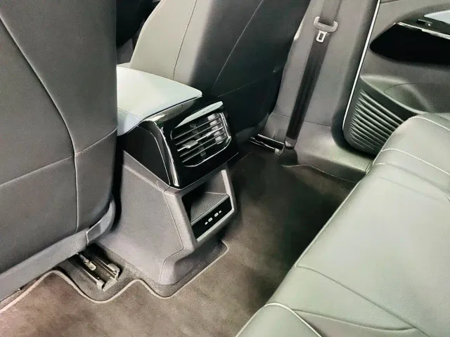 Volkswagen ID.4 X — Фото автомобиля 10