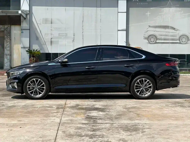 Geely Xingrui — Фото автомобиля 4