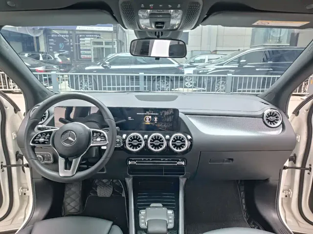 Mercedes-Benz GLA-Class — Фото автомобиля 8