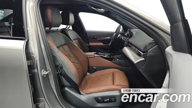 BMW 5-Series 5 серия (G60) 530i xDrive M Sport — Фото автомобиля 9