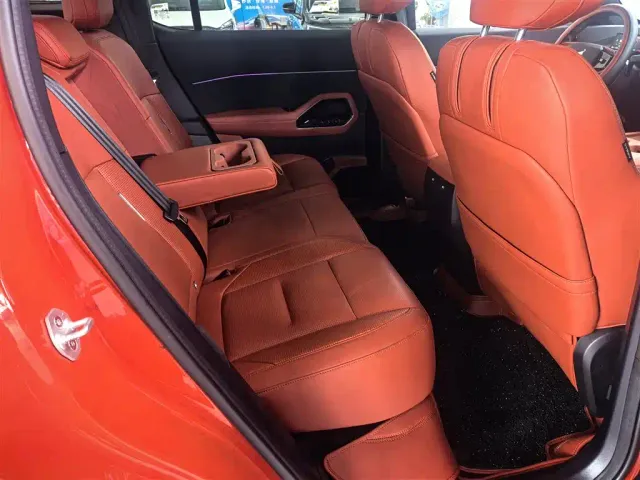 Ford Mustang NEV — Фото автомобиля 8