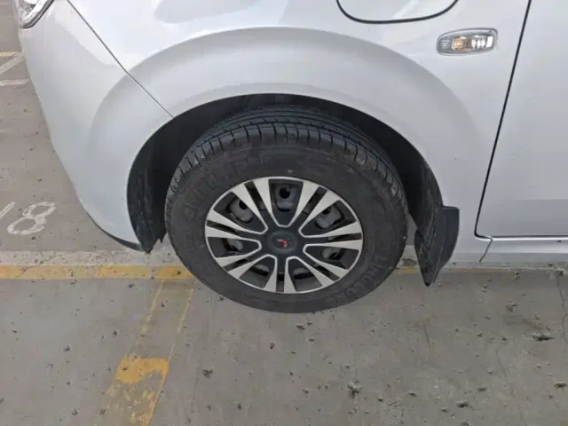 Wuling Hongguang — Фото автомобиля 22
