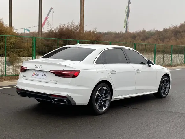 Audi A4L — Фото автомобиля 4