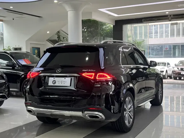 Mercedes-Benz GLE-Class — Фото автомобиля 5