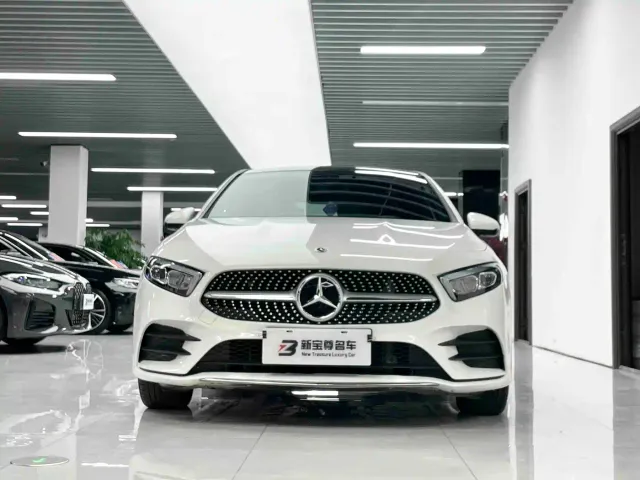Mercedes-Benz A-Class — Фото автомобиля 2