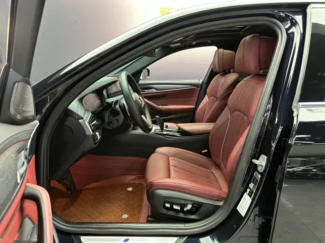 BMW 5 Series — Фото автомобиля 6