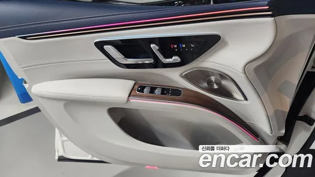 Mercedes-Benz EQS — Фото автомобиля 14