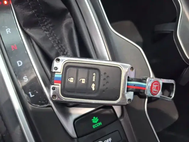 Honda Accord — Фото автомобиля 8