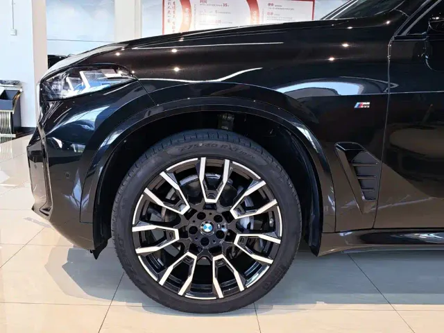 BMW X5 — Фото автомобиля 11