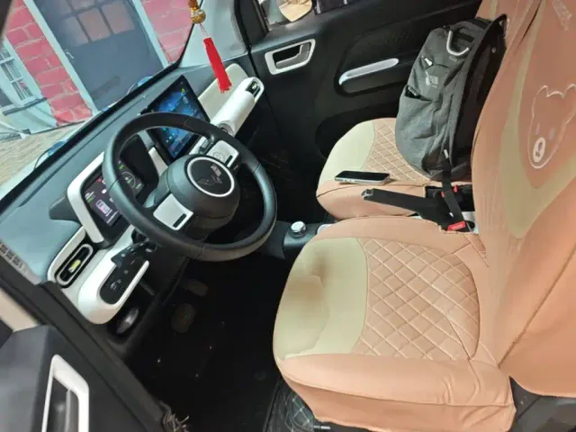 Wuling Hongguang Mini EV — Фото автомобиля 14