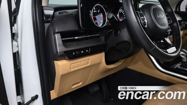 Kia Canival Carnival 4 поколение Дизель 9 мест Prestige — Фото автомобиля 13