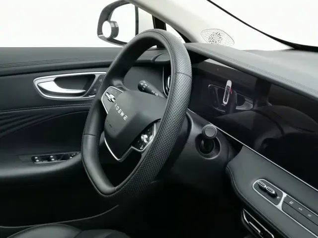 Roewe D7 — Фото автомобиля 22