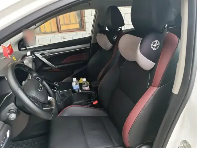Geely Binyue — Фото автомобиля 7