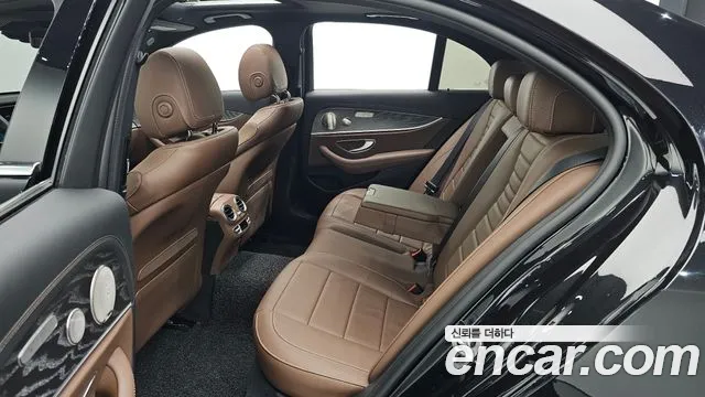 Mercedes-Benz E-Class W213 — Фото автомобиля 16
