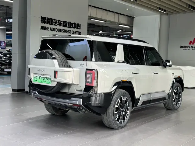 BYD FangChengBao Leopard 8 — Фото автомобиля 4