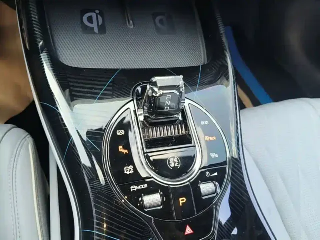 BYD Seal — Фото автомобиля 13