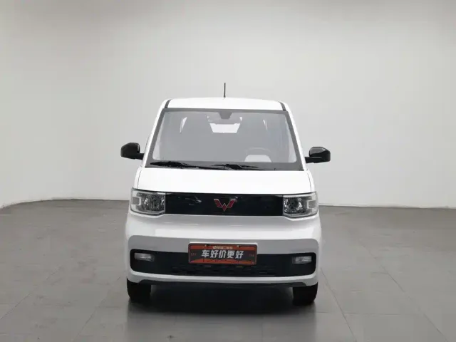 Wuling Hongguang Mini EV — Фото автомобиля 3