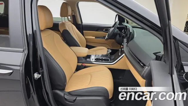 Kia Canival Carnival 4 поколение Дизель 11 мест Prestige — Фото автомобиля 11