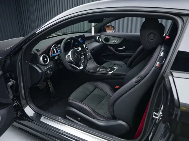 Mercedes-Benz C-Class — Фото автомобиля 15
