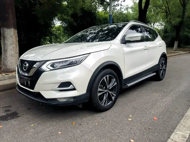 Фотография автомобиля — Nissan Qashqai