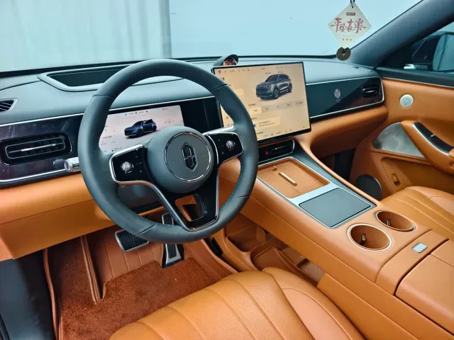 Aito M7 — Фото автомобиля 10