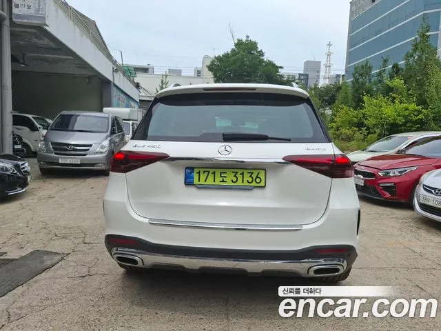 Mercedes-Benz GLE-Class — Фото автомобиля 4
