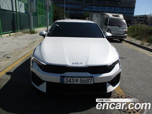 Фотография автомобиля — Kia K5 Generation 3