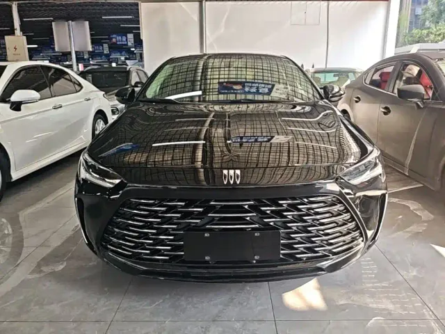 Buick Regal — Фото автомобиля 2