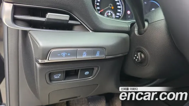 Genesis GV80 — Фото автомобиля 29